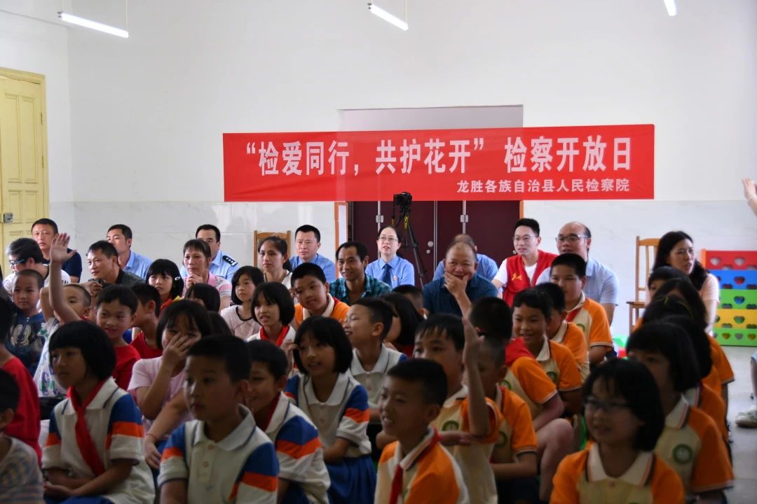 bf0a1d6ae1d31f880e7c1a81f214bd07.jpg